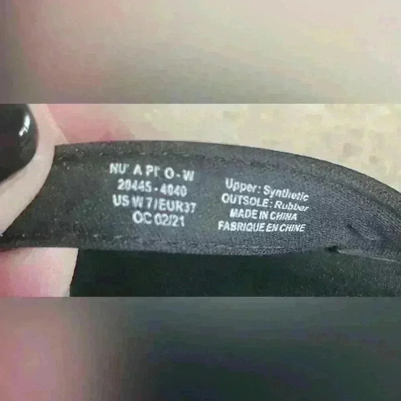 Olukai Women's Nu'a Pi'o Sandals Flip Flop Black/Black Cream 20445-4040; 7 - Picture 5 of 5